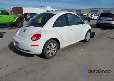 2009 Volkswagen New Beetle 2.5L from USA, damaged, VIN 3VWPW31C39M508140